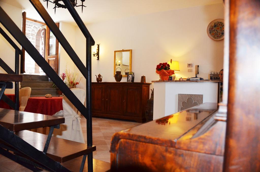 Bed and Breakfast Residenza Di Via Piccardi Gubbio Exterior foto