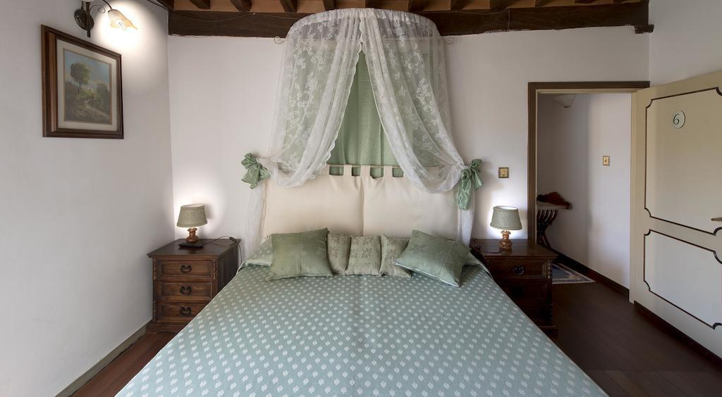 Bed and Breakfast Residenza Di Via Piccardi Gubbio Habitación foto