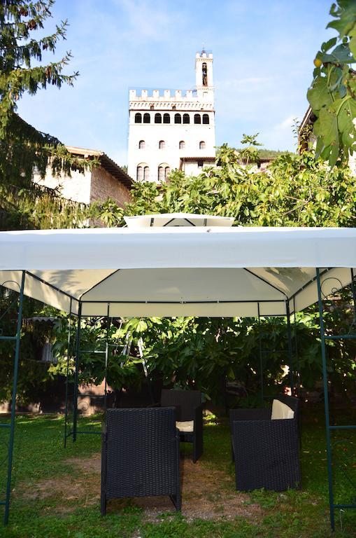 Bed and Breakfast Residenza Di Via Piccardi Gubbio Exterior foto